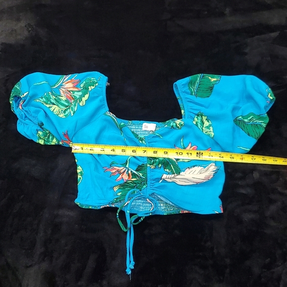 SO Tropical Floral Blue Puff Sleeve Top - Picture 7 of 8
